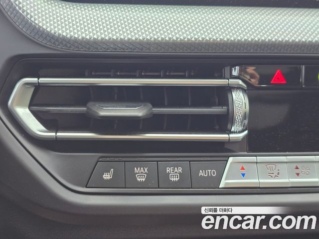 BMW 2-Series 220i Advantage