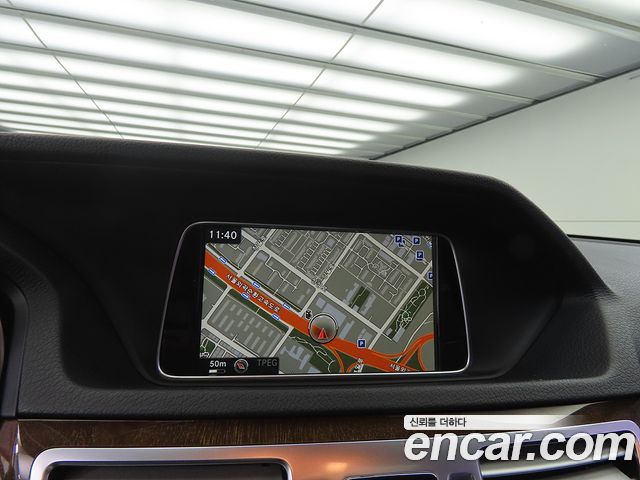 Mercedes-Benz E-Class E300 Elegance