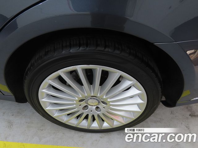 Mercedes-Benz E-Class E300 Elegance