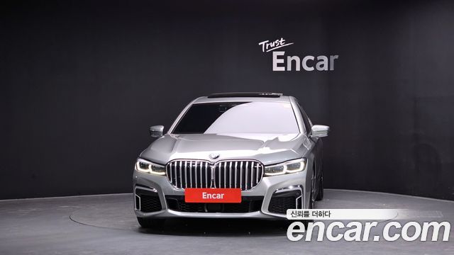 BMW 7-Series 740i M Sport