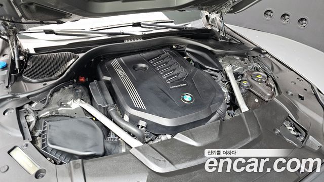 BMW 7-Series 740i M Sport