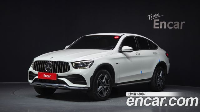 Mercedes-Benz GLC-Class GLC300e 4MATIC Coupe