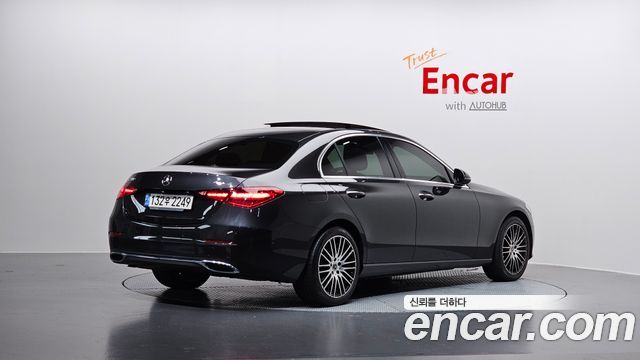 Mercedes-Benz C-Class C200 4MATIC Avantgarde