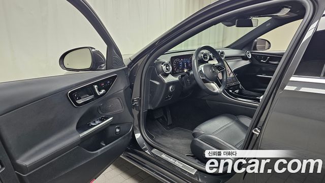 Mercedes-Benz C-Class C200 4MATIC Avantgarde