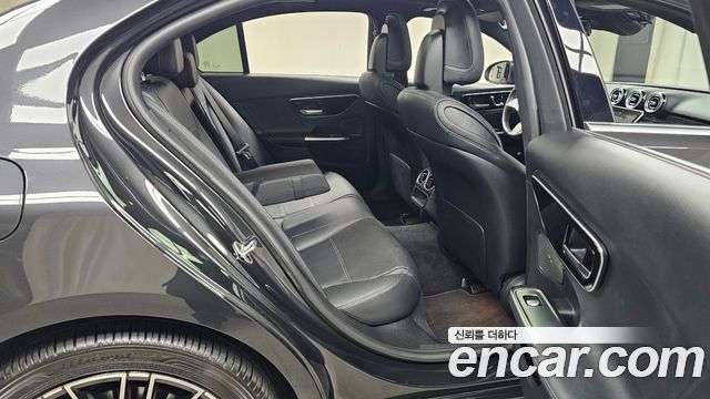 Mercedes-Benz C-Class C200 4MATIC Avantgarde