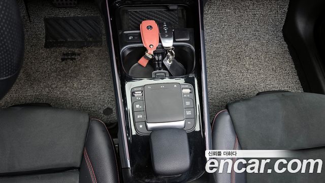 Mercedes-Benz GLB-Class GLB250 4MATIC