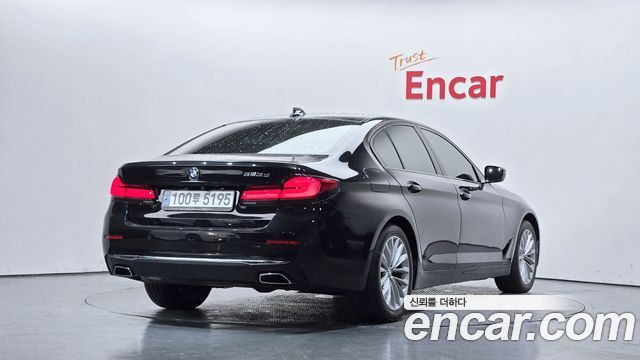 BMW 5-Series 523d Luxury