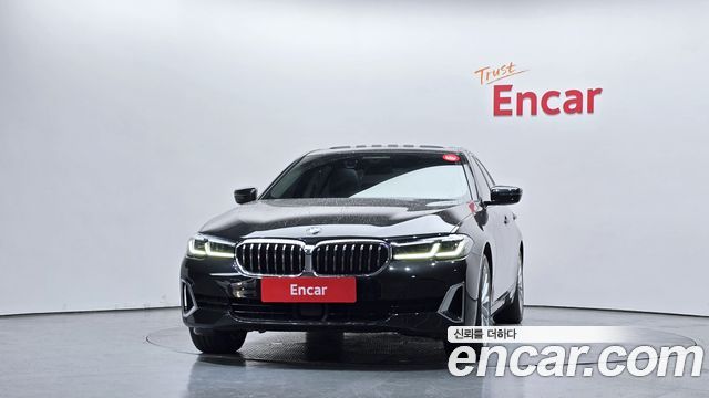 BMW 5-Series 523d Luxury