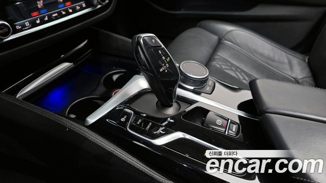 BMW 5-Series 523d Luxury