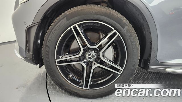 Mercedes-Benz GLC-Class GLC300 4MATIC