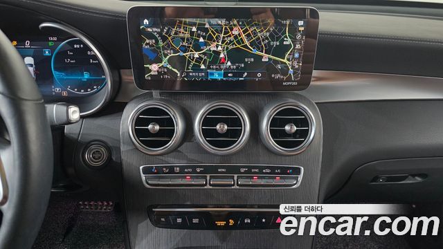 Mercedes-Benz GLC-Class GLC300 4MATIC