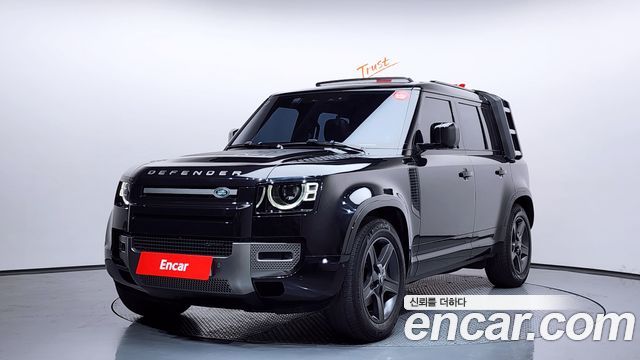 Land Rover Defender 110 P300 X-Dynamic SE