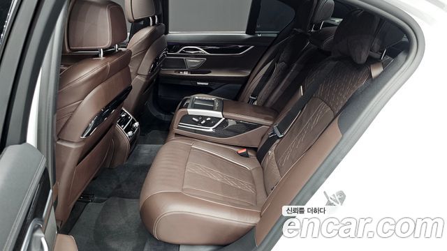 BMW 7-Series 740d xDrive M Sport