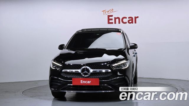 Mercedes-Benz GLA-Class GLA250 4MATIC