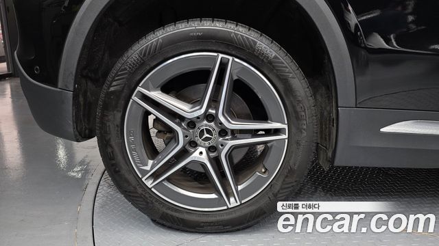 Mercedes-Benz GLA-Class GLA250 4MATIC