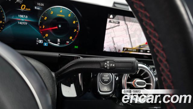 Mercedes-Benz GLA-Class GLA250 4MATIC