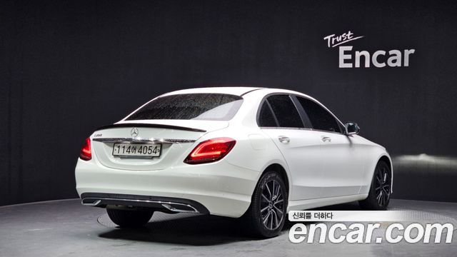 Mercedes-Benz C-Class C200