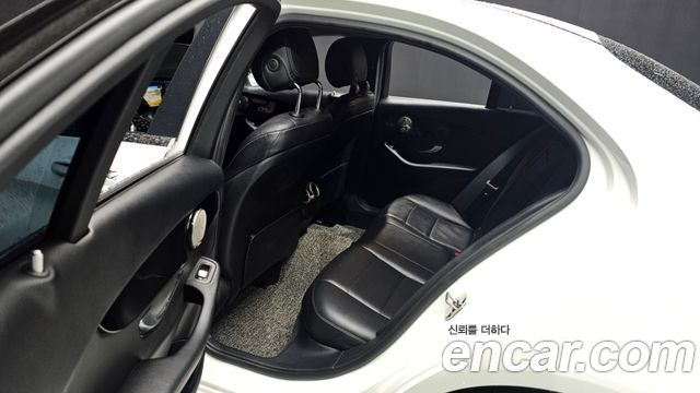 Mercedes-Benz C-Class C200