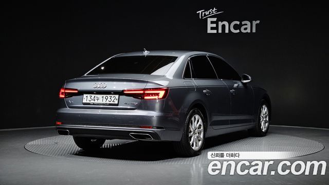 Audi A4 40 TFSI