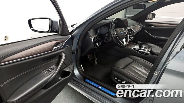 BMW 5-Series 520d M Sport Package Plus