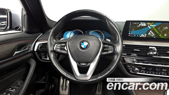 BMW 5-Series 520d M Sport Package Plus