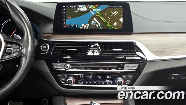 BMW 5-Series 520d M Sport Package Plus