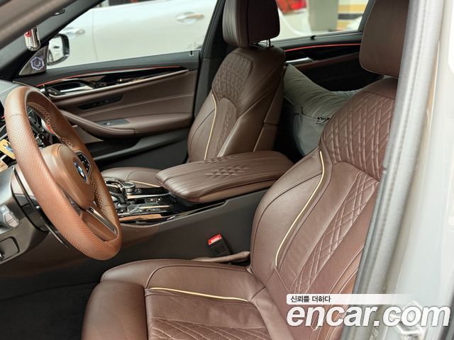 BMW 5-Series 530e M Sport