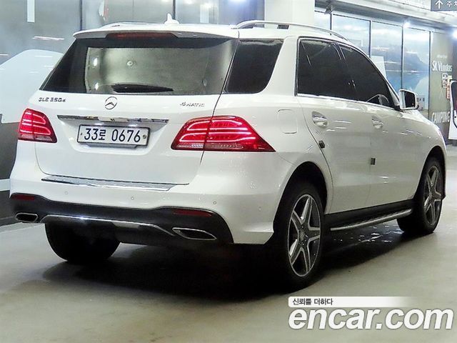 Mercedes-Benz GLE-Class GLE350 d 4MATIC