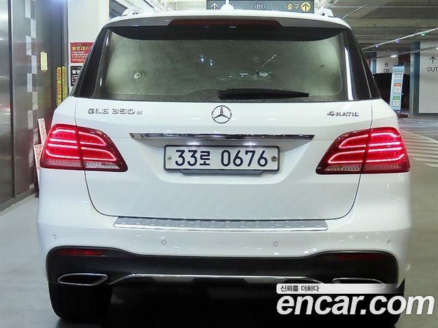 Mercedes-Benz GLE-Class GLE350 d 4MATIC