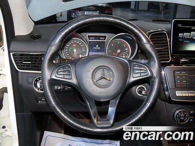 Mercedes-Benz GLE-Class GLE350 d 4MATIC