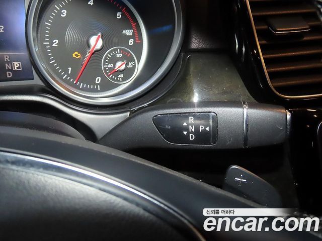 Mercedes-Benz GLE-Class GLE350 d 4MATIC