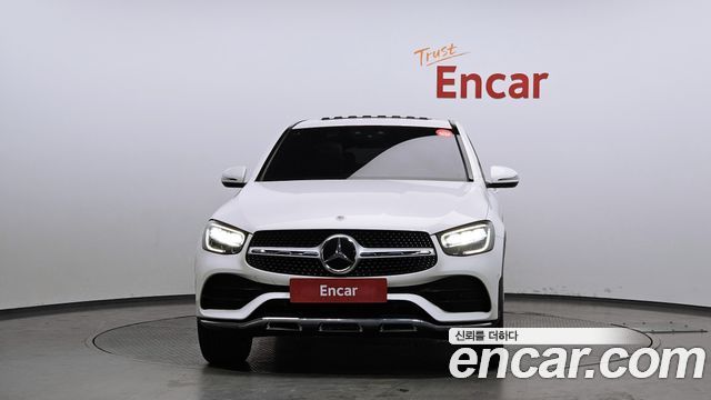 Mercedes-Benz GLC-Class GLC300e 4MATIC Coupe