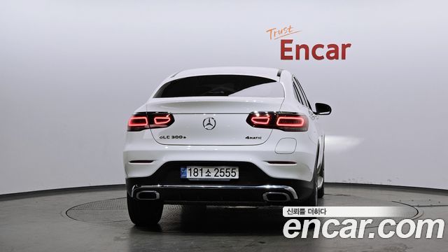 Mercedes-Benz GLC-Class GLC300e 4MATIC Coupe
