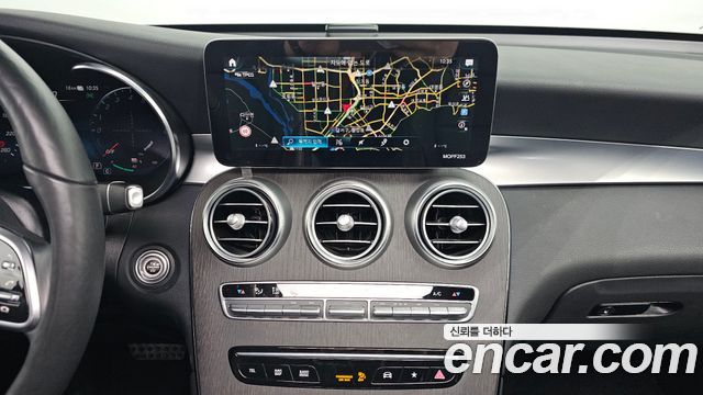 Mercedes-Benz GLC-Class GLC300e 4MATIC Coupe