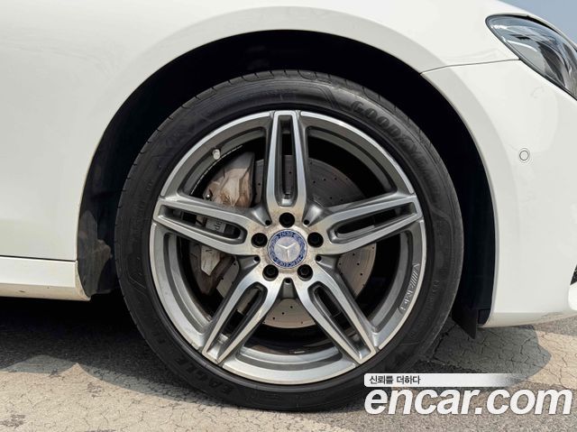 Mercedes-Benz E-Class E350d