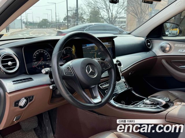 Mercedes-Benz E-Class E350d