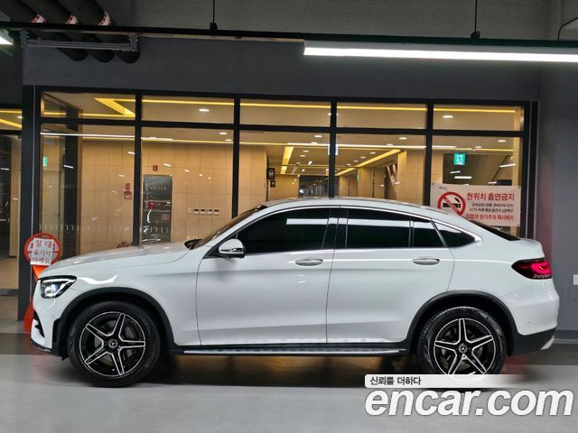 Mercedes-Benz GLC-Class GCL300 4MATIC Coupe