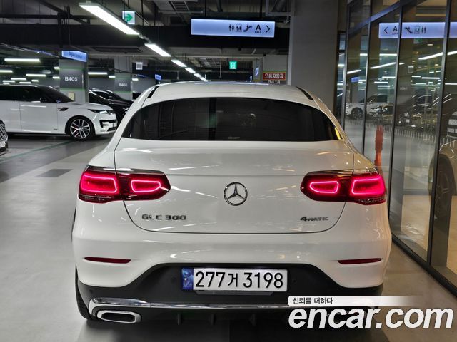 Mercedes-Benz GLC-Class GCL300 4MATIC Coupe