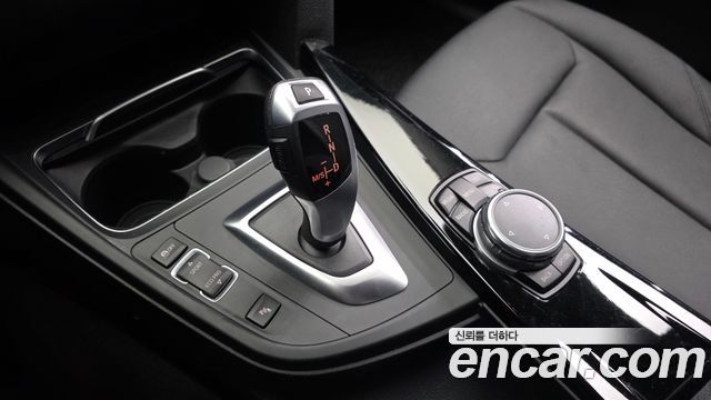BMW 3-Series 320d