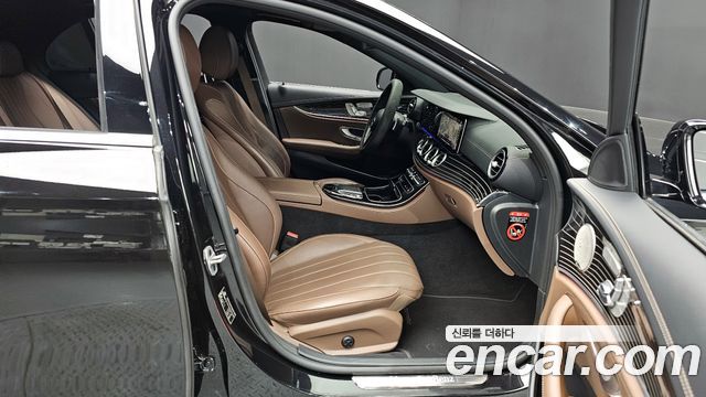 Mercedes-Benz E-Class E450 4MATIC Exclusive