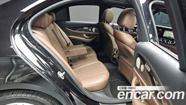 Mercedes-Benz E-Class E450 4MATIC Exclusive