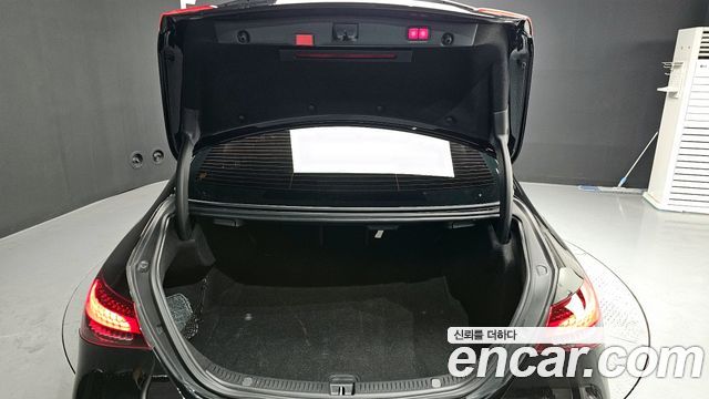 Mercedes-Benz E-Class E450 4MATIC Exclusive