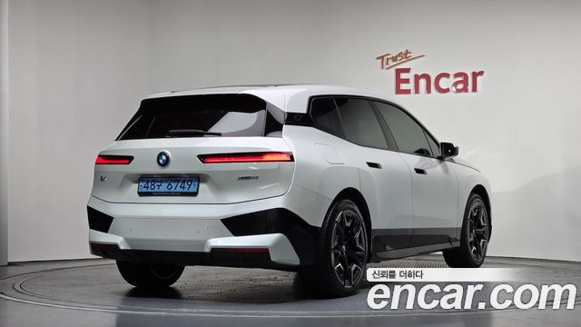 BMW iX xDrive50 Sports Plus