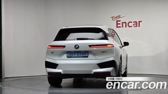 BMW iX xDrive50 Sports Plus
