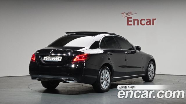 Mercedes-Benz C-Class C200 Avantgarde