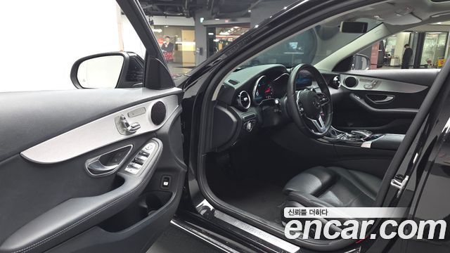 Mercedes-Benz C-Class C200 Avantgarde