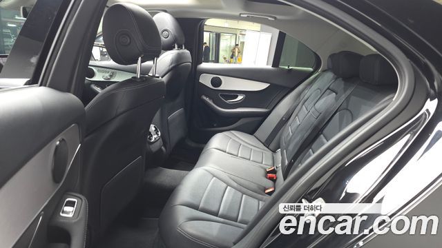 Mercedes-Benz C-Class C200 Avantgarde