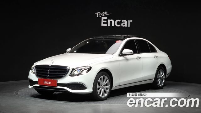 Mercedes-Benz E-Class E300 Exclusive