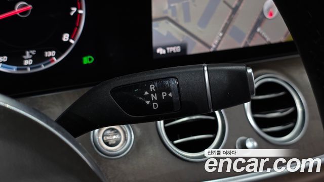Mercedes-Benz E-Class E300 Exclusive