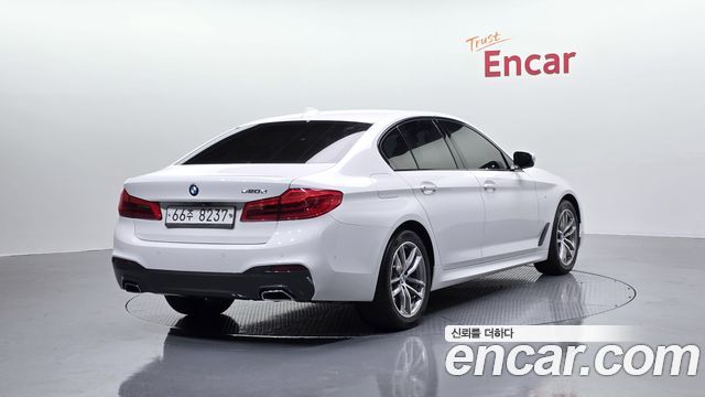 BMW 5-Series 520d M Sport package